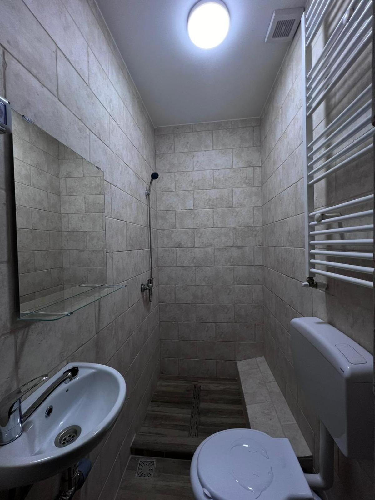 Casa Privata Airport Bucharest Therme Bucharest Балотещи Екстериор снимка