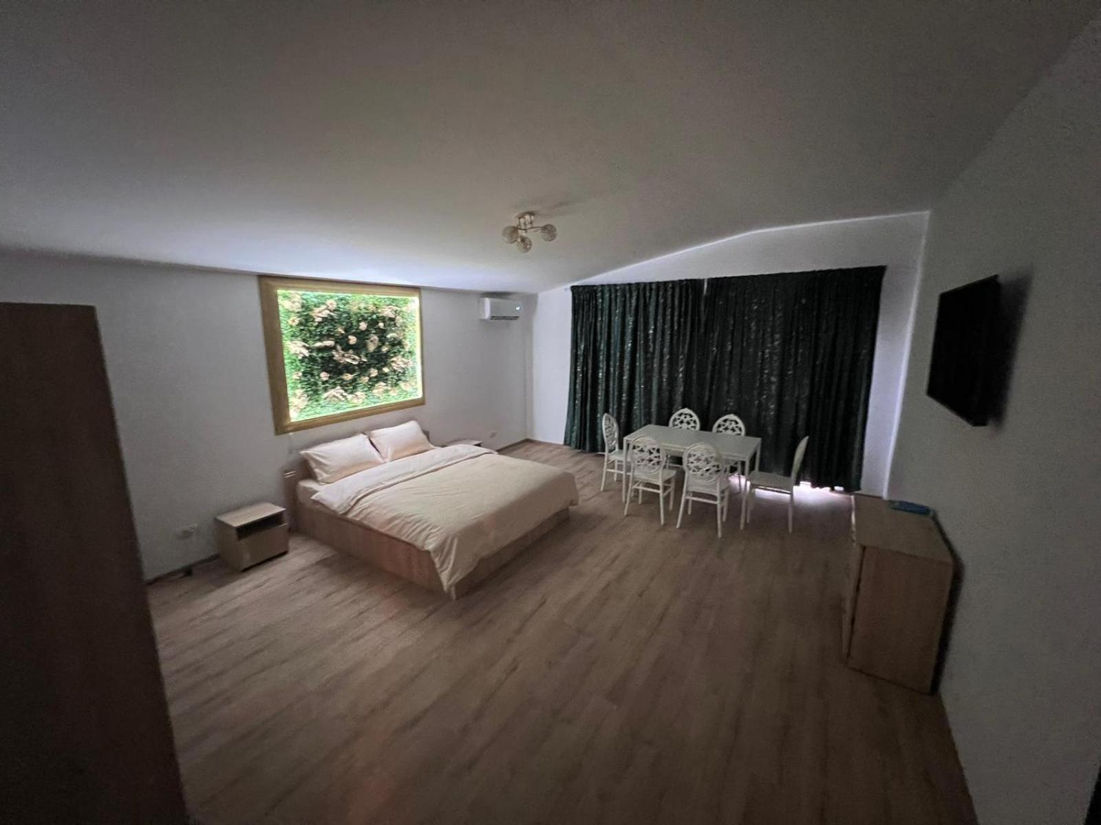 Casa Privata Airport Bucharest Therme Bucharest Балотещи Екстериор снимка